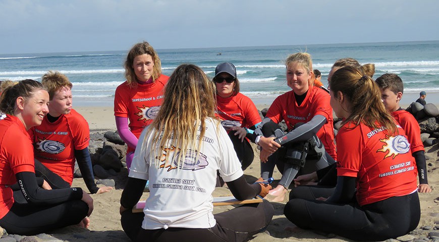 Junggesellen- und Junggesellinnenabschied mit Surfen auf den Kanarischen Inseln - Imagen galería