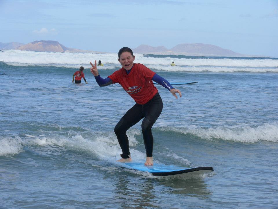 Aprende a surfear en Canarias