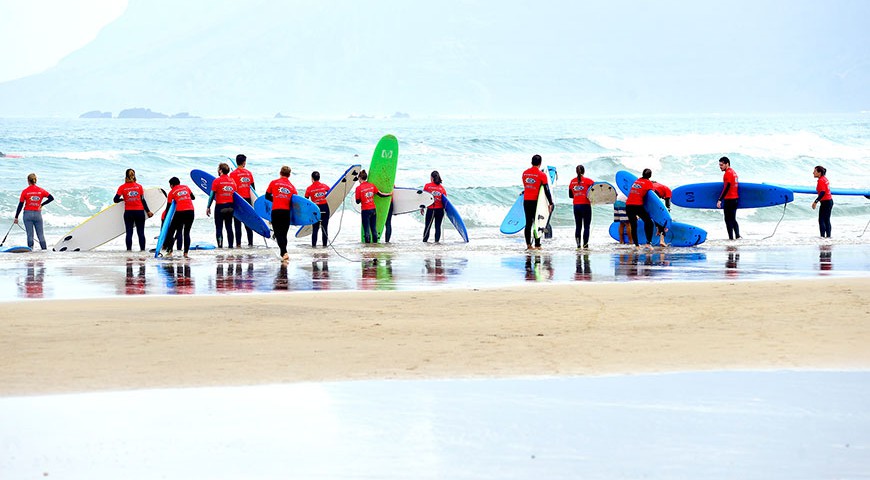 Campamento de surf
